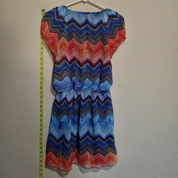 Speechless Chevron Stripe Dress Size Small - Picture 4 of 4